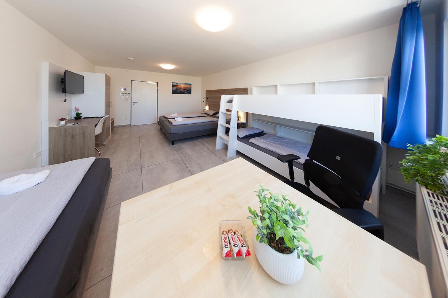 Mk Hostel Oyten - Free Wifi & Parking - 24H Check-In Luaran gambar